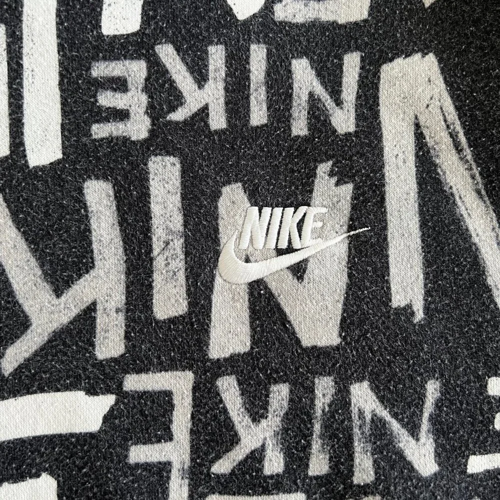 Nike All-Over Graffiti Print Hoodie - Size XL CLEAN - Picture 3 of 4